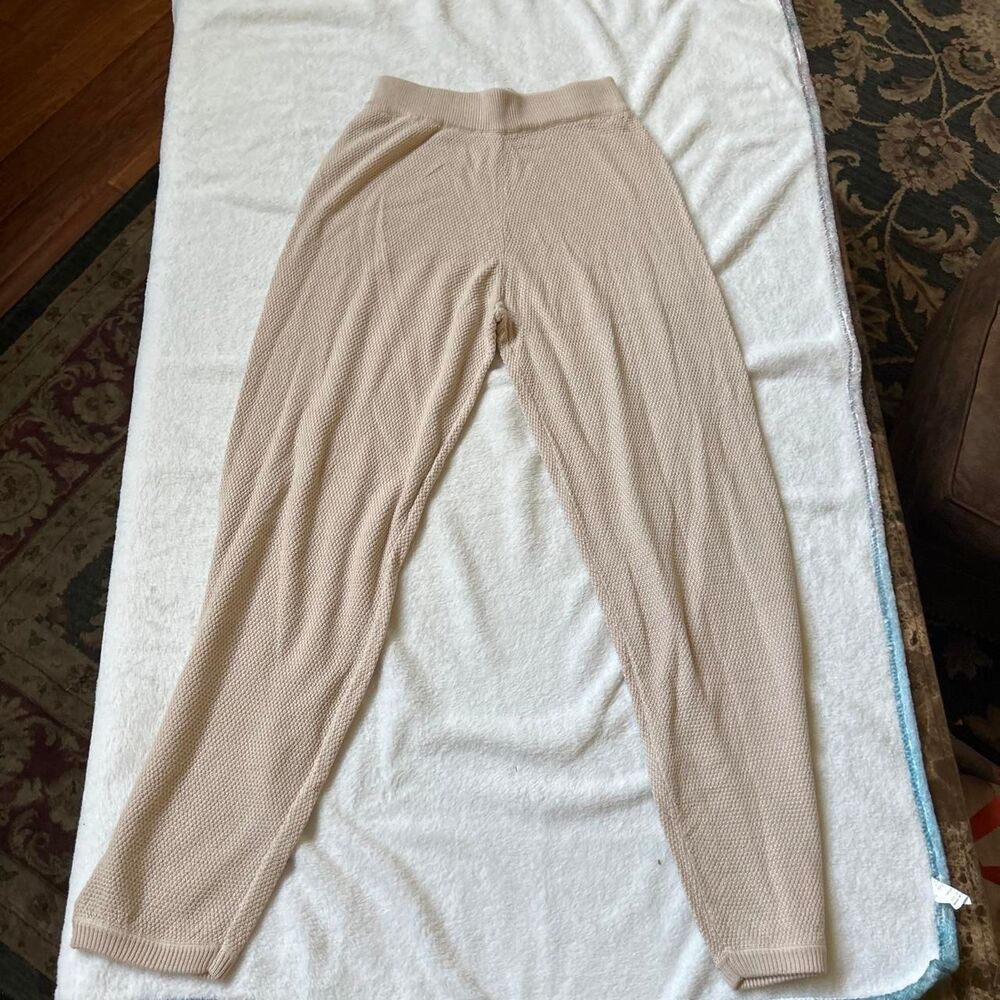 Cream ribbed knit joggers sweatpants no pockets women's small like new cozy fall